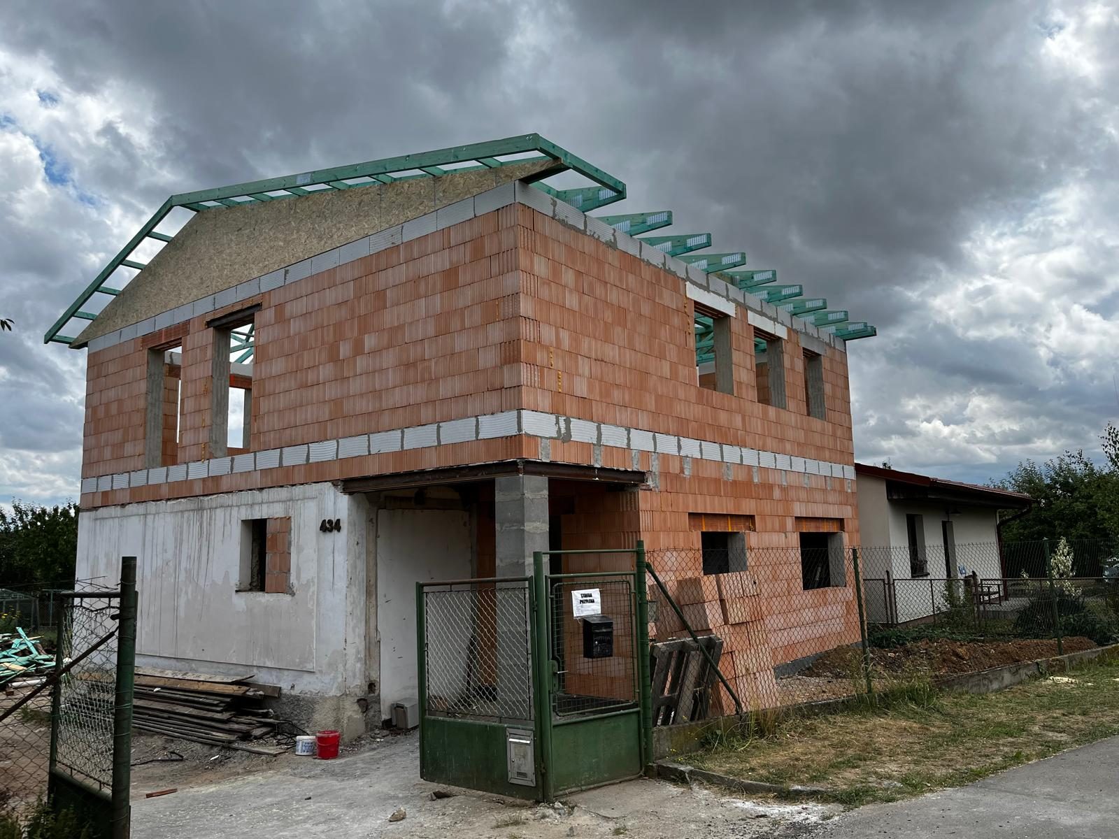 Rekonstrukce a stavební práce na domě